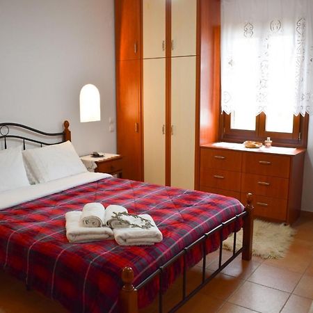 Sunshine House For 9, Cozy Set Up,Verandas, Sea View. Karterados  Exterior photo