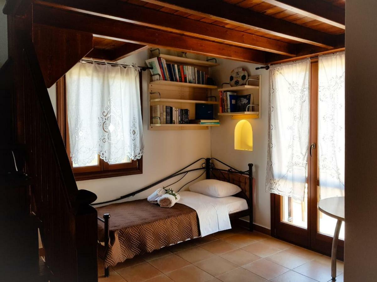Sunshine House For 9, Cozy Set Up,Verandas, Sea View. Karterados  Exterior photo